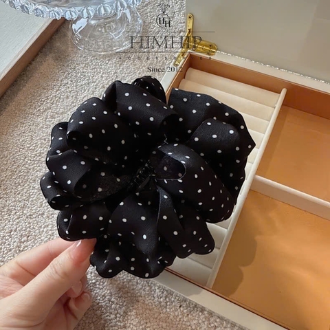 Kẹp Móc Dọc HimHip Composite Nếp Sóng Họa Tiết Chấm Bi 9.5x11.5cm