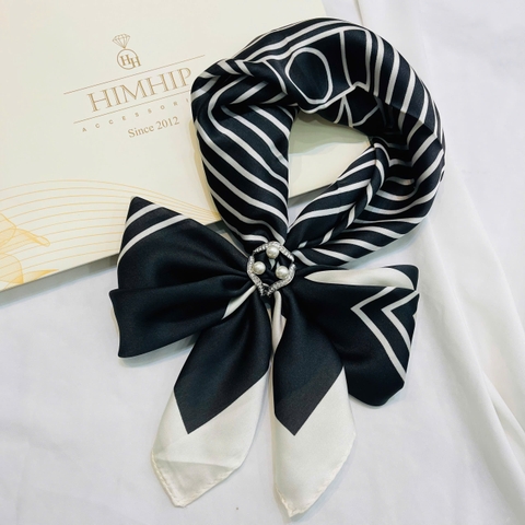 Set Quà HimHip Khăn Lụa Vuông 70x70cm & Cài Khăn Kèm Túi Hộp Thiệp - 447