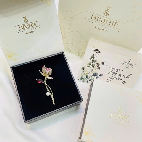 Set Quà HimHip 20/11 Cài Áo Kèm Túi Hộp Thiệp - 809