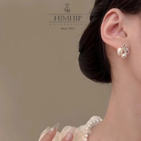 Khuyên Tai Nụ HimHip Mặt Vuông Viền Vàng Sang Trọng HKCC Đính Phale, Trai Thật 1cm