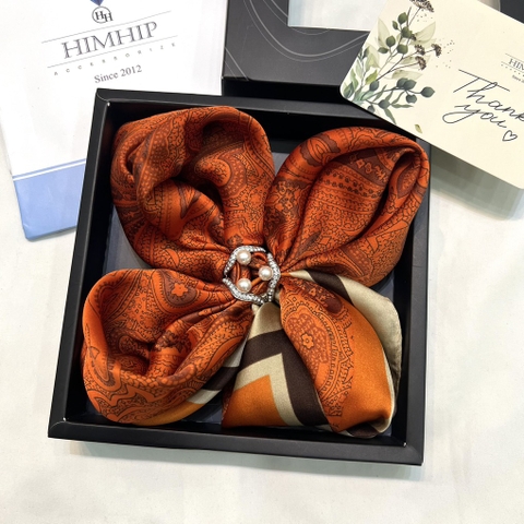 Set Quà Tặng Khăn Lụa Vuông Khổ 70 Kèm Cài Khăn - 277 (Combo đã bao gồm túi hộp thiệp)