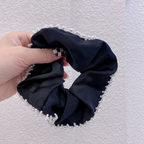 Dây Cột Tóc Scrunchies Viền Đá Basic Nhẹ Nhàng Thanh Lịch