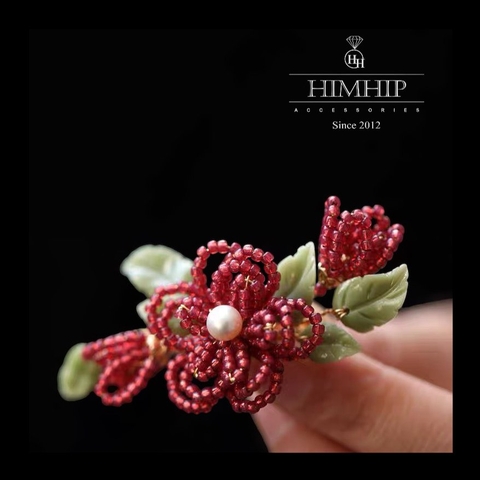Trâm, Ghim Cài Áo HimHip Hoa Đào Handmade Thanh Lịch Kết Đá Độc Đáo 3x6cm - Đỏ