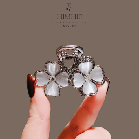 Kẹp Càng Cua HimHip HKCC Đính Đá Hoa May Mắn Thanh Lịch 6 Răng 5x3.7cm