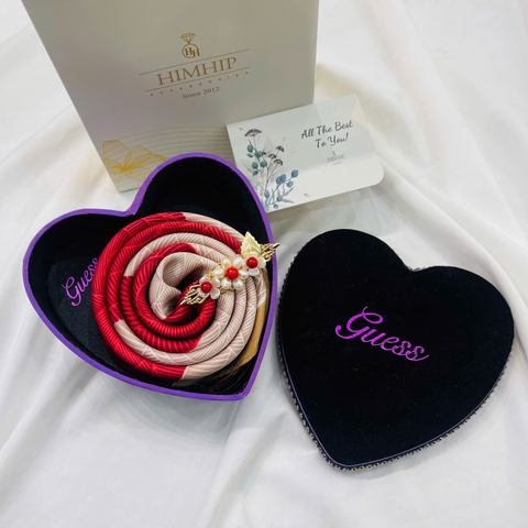 Set Quà Valentine HimHip Khăn Lụa Vuông 70x70cm & Kẹp Mái Kèm Túi Hộp Thiệp - 123