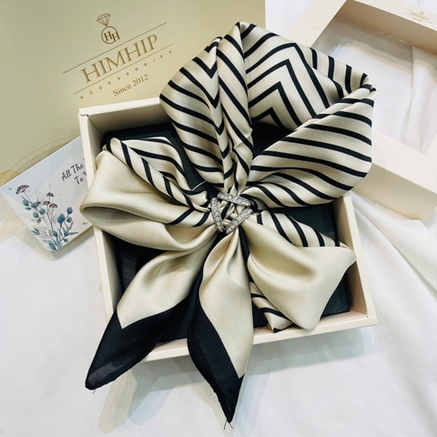 Set Quà HimHip Khăn Lụa Vuông 70x70cm & Cài Khăn Kèm Túi Hộp Thiệp - 448