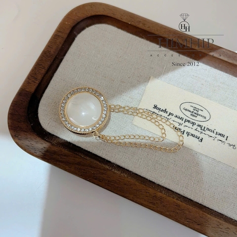 Pin Cài Tự Hít HimHip Mặt Khảm Trai Phối Viền Phale 2.7cm