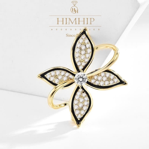 Trâm, Ghim Cài Áo Nhỏ HimHip Hoa May Mắn HKCC Đính Phale 2.1x2.7cm