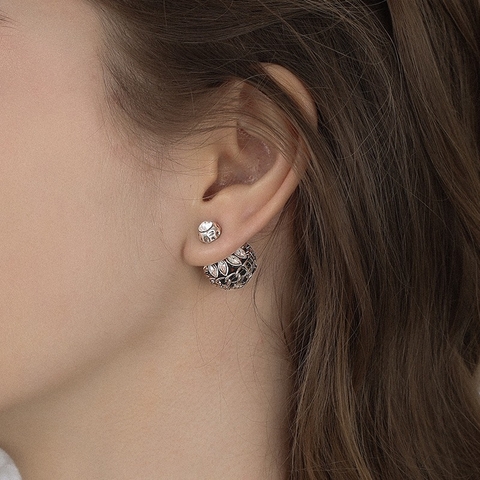 Khuyên Tai Nụ HimHip Mặt Chữ DIOH Sang Trọng HKCC Đính Phale 1.8x2.3cm