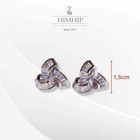 Khuyên Tai Nụ HimHip Tam Giác Xoắn Thanh Lịch HKCC Đính Phale 1.5x1.5cm