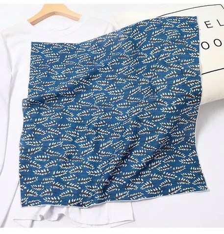 Set Quà HimHip Khăn Lụa Viscose 53x53cm & Cài Áo Kèm Túi Hộp Thiệp - 08