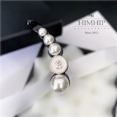 Kẹp Móc Dọc HimHip Composite Mix Ngọc Trai Mặt Hoa Hồng Sang Trọng 2x8cm - Trắng