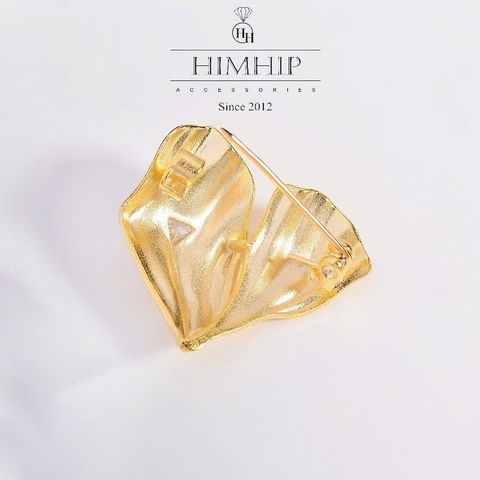 Trâm, Ghim Cài Áo HimHip Trái Tim 3D HKCC Phối Phale Lấp Lánh 2.8x2.8cm