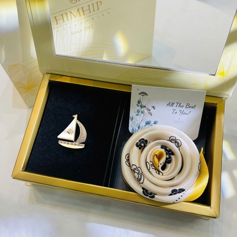 Set Quà HimHip 20/11 Khăn Lụa Cao Cấp 53*53cm & Cài Áo Kèm Túi Hộp Thiệp - 1117