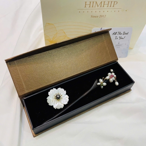 Set Quà 8/3 HimHip Trâm Cài Tóc & Cài Áo Kèm Túi Hộp Thiệp - 38