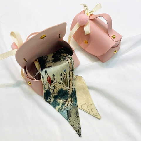 Set Quà Valentine 8/3 HimHip Khăn Lụa Tuban 128*7cm Kèm Túi Thiệp - 90