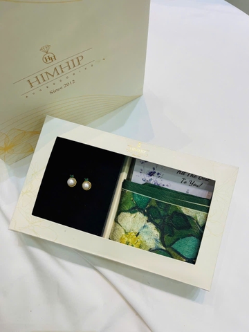 Set Quà 8/3 HimHip Khăn Lụa Tuban 126*7cm & Khuyên Tai Kèm Túi Hộp Thiệp - 404