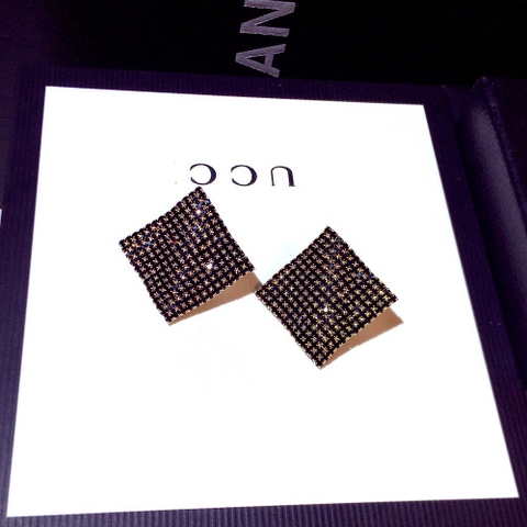 Khuyên Tai Nụ HimHip Hình Thoi Sang Trọng HKCC Đính Phale 3x3cm