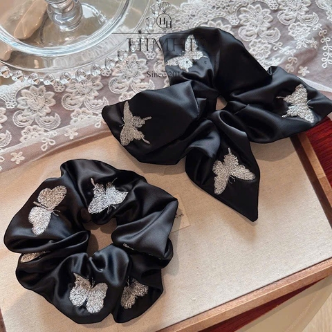 Scrunchies HimHip Thêu Họa Tiết Bướm Bạc Sang Trọng