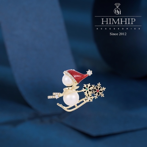 [Noel] Trâm, Ghim Cài Áo HimHip Người Tuyết Đội Mũ Đỏ Đáng Yêu HKCC Mix Trai 2,5*3,2cm