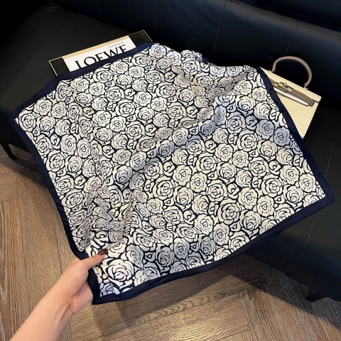 Khăn Lụa Thời Trang HimHip 70x70cm Khăn Quàng Quà Tặng Khăn - 321