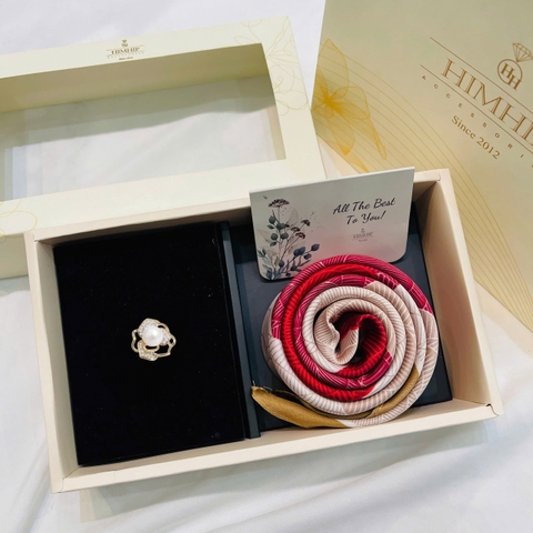 Set Quà HimHip 20/11 Khăn Lụa Vuông 70*70cm & Cài Áo Kèm Túi Hộp Thiệp - 1130