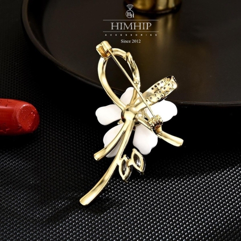 Trâm, Ghim Cài Áo HimHip Hoa Thủy Tiên 5 Cánh Quý Phái HKCC Đính Phale 3*6cm