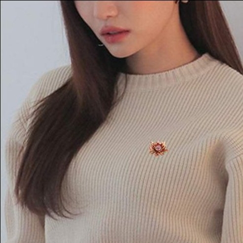 Trâm, Ghim Cài Áo Nhỏ HimHip Hoa Sen Đỏ Sang Trọng HKCC Đính Phale 2*2,4cm