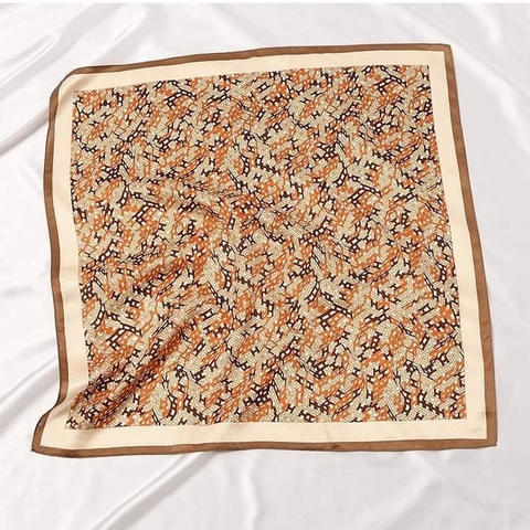 Set Quà Himhip Khăn Lụa Cao Cấp 65*65cm & Cài Áo Kèm Túi Hộp Thiệp - 253