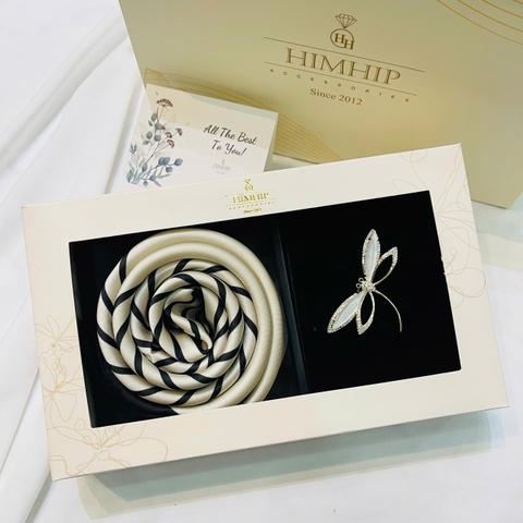 Set Quà HimHip Khăn Lụa Vuông 70*70cm & Cài Áo Kèm Túi Hộp Thiệp - 1133