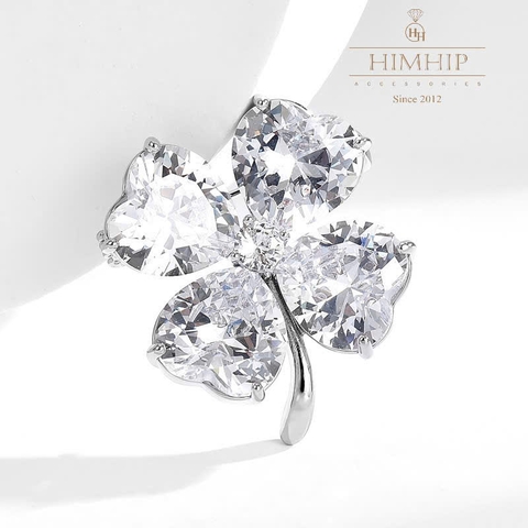 Trâm, Ghim Cài Áo HimHip HKCC Hoa 4 Cánh Phale May Mắn 3*2.6cm