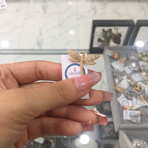 Pin cài cúc nam nữ chuồn chuồn đá thanh lịch 2*2.5cm