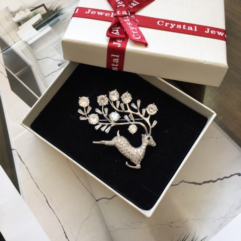Trâm, Ghim Cài Áo HimHip Hươu Phối Cành Lá Độc Đáo HKCC Đính Phale 4*5 cm