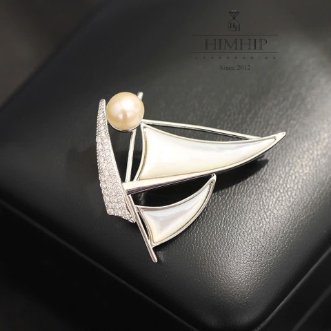 Trâm, Ghim Cài Áo HimHip HKCC Thuyền Buồm Khảm Trai Phối Trai Thật Cao Cấp 4*4.5cm nam nữ