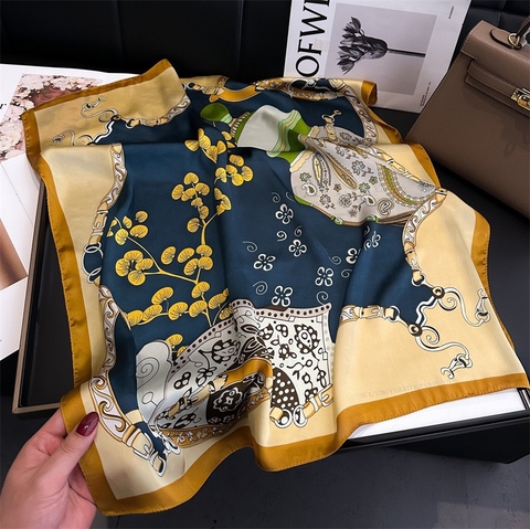 Khăn Lụa Vuông 70*70cm - 285