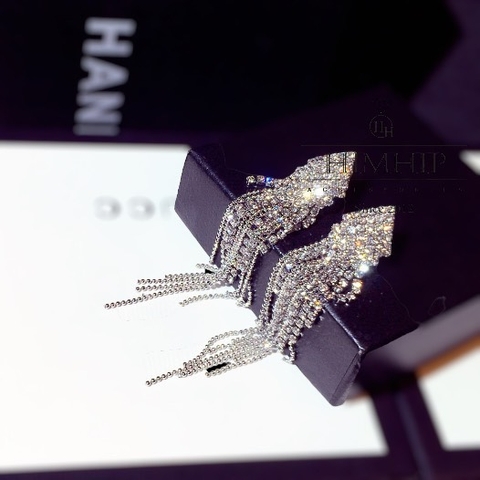 Khuyên Tai Dài HimHip Mặt Hình Thoi Tua Rua Sang Trọng HKCC Đính Phale 1.5x8.5cm
