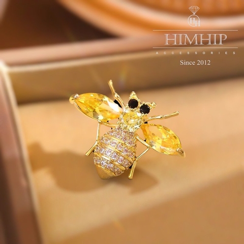 Trâm, Ghim Cài Áo HimHip Con Ong Vàng Sang Trọng HKCC Đính Phale 2*2,5cm