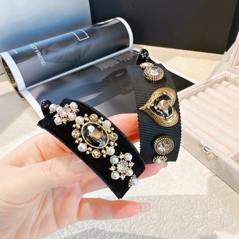 Kẹp Móc Ngang HimHip Đính Phale Trái Tim Sang Trọng 3x7.5cm