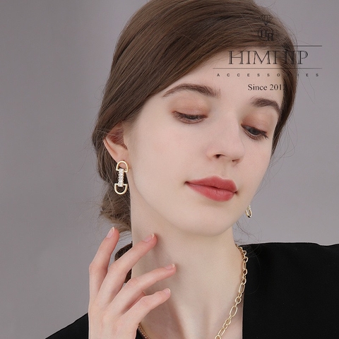 Khuyên Tai Ngắn HimHip 2 Chữ D Sang Trọng HKCC Đính Phale 3x1cm