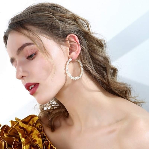 Khuyên Tai Móc Tròn HimHip Kết Hoa Nhỏ Quý Phái HKCC Mix Đá 4.5cm