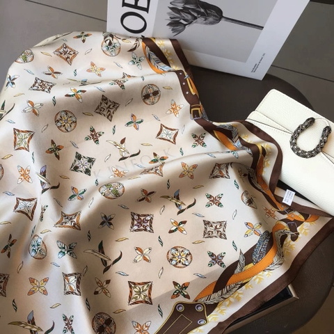 Khăn lụa vuông 65*65cm cao cấp