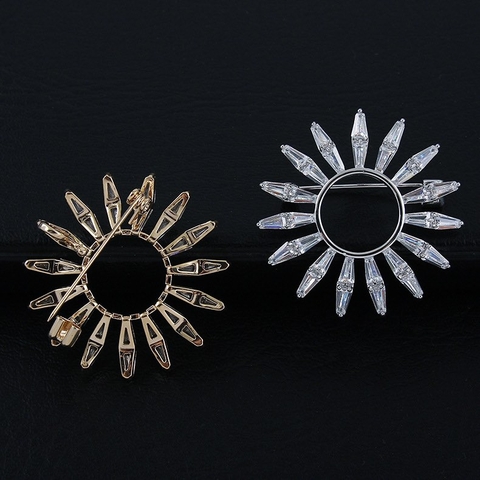 Trâm, Ghim Cài Áo HimHip Vòng Tròn Cánh Thưa Thanh Lịch HKCC Đính Phale 3,5cm