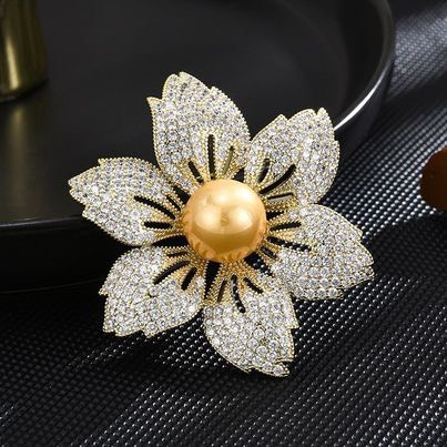 Set Quà Tặng Khăn Lụa Vuông Cao Cấp Khổ 65 Kèm Cài Áo - 3 (giá đã bao gồm túi hộp, không kèm thiệp)