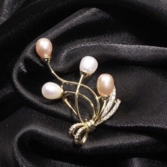 Trâm, Ghim Cài Áo HimHip Chùm Nơ Xoắn Sang Trọng HKCC Mix Trai 3*4,6cm