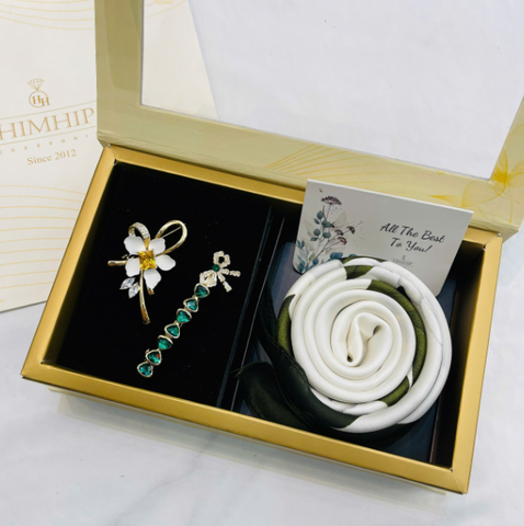 Set Quà HimHip Khăn Lụa Vuông 70x70cm & Cài Áo, Kẹp Tóc Kèm Túi Hộp Thiệp - 579