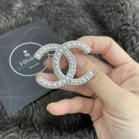 Tổng hợp hơn 76 về cài áo chanel  trieuson5