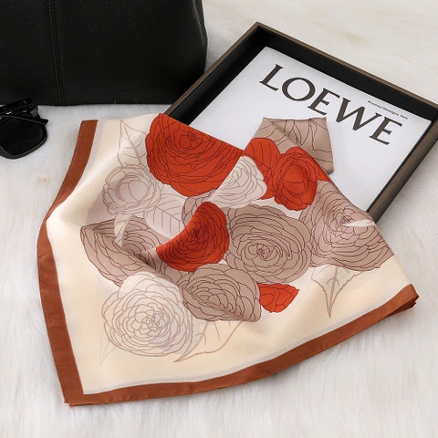 Set Quà HimHip Khăn Lụa Vuông 70x70cm & Cài Khăn, Cài Áo, Khuyên Tai Kèm Túi Hộp Thiệp - 604