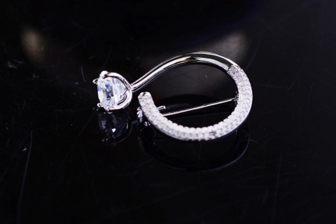 Trâm, Ghim Cài Áo Nhỏ HimHip Vòng Cung Sang Trọng HKCC Đính Phale 2*3cm
