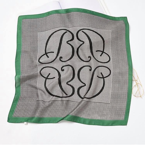 Set Quà Himhip Khăn Lụa Vuông 53x53cm & Cài Áo Kèm Túi Hộp Thiệp  - 45