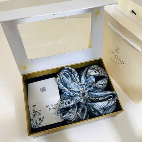Set Quà HimHip Khăn Lụa Cao Cấp 65x65cm & Cài Khăn Kèm Túi Hộp Thiệp - 1330